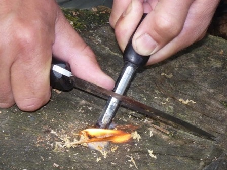 Rozdělávání ohně